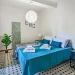 Dentro Le Mura, Ampia Casa 3 Min Comics