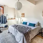 Dentro Le Mura, Ampia Casa 3 Min Comics Appartamento *