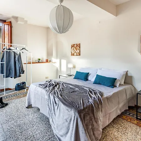 Dentro Le Mura, Ampia Casa 3 Min Comics Apartmán *